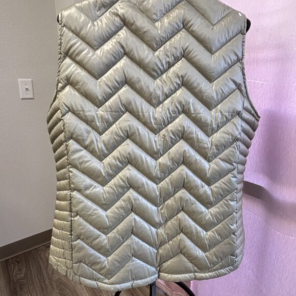 Women’s Calvin Klein Metallic Quilted Down Vest – Size XXL – Premium Down - Picture 2 of 5